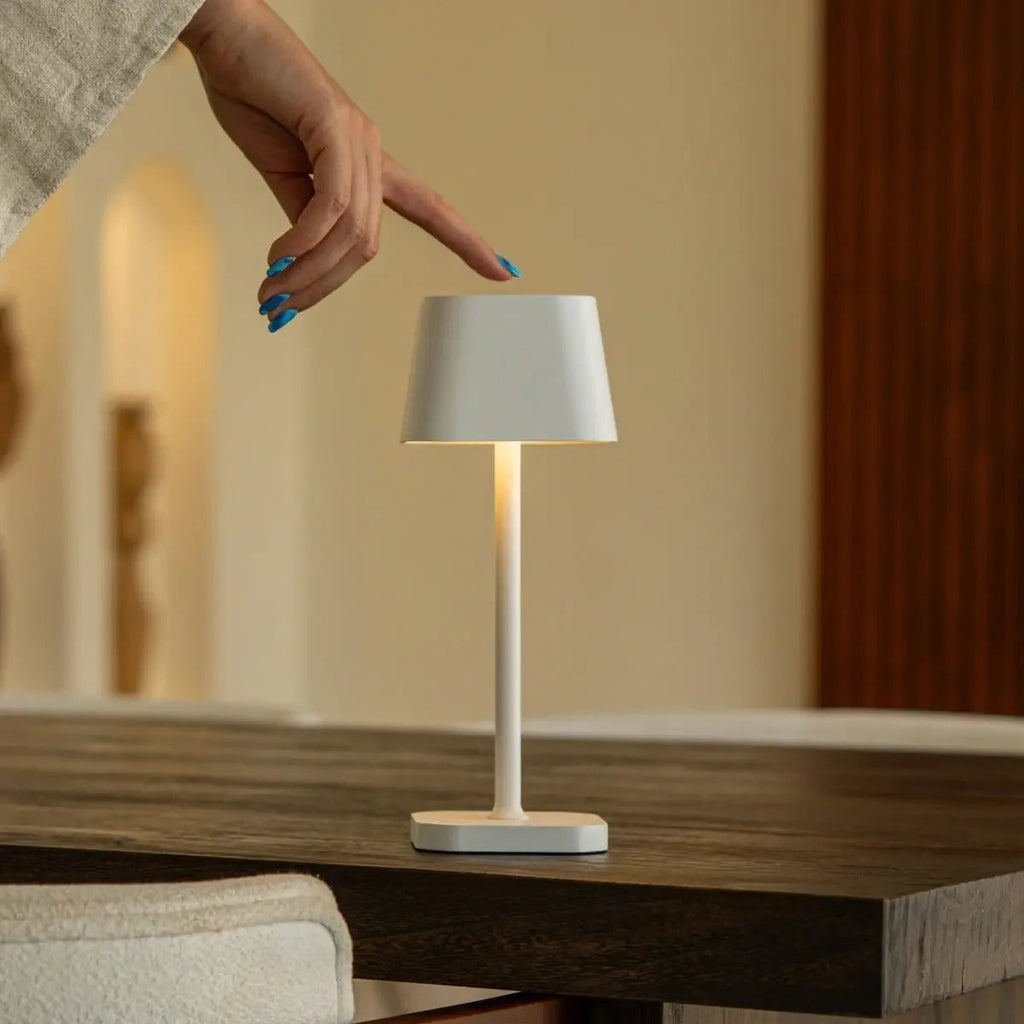 Ava Oplaadbare Tafellamp – Draadloze LED Lamp – Dimbaar