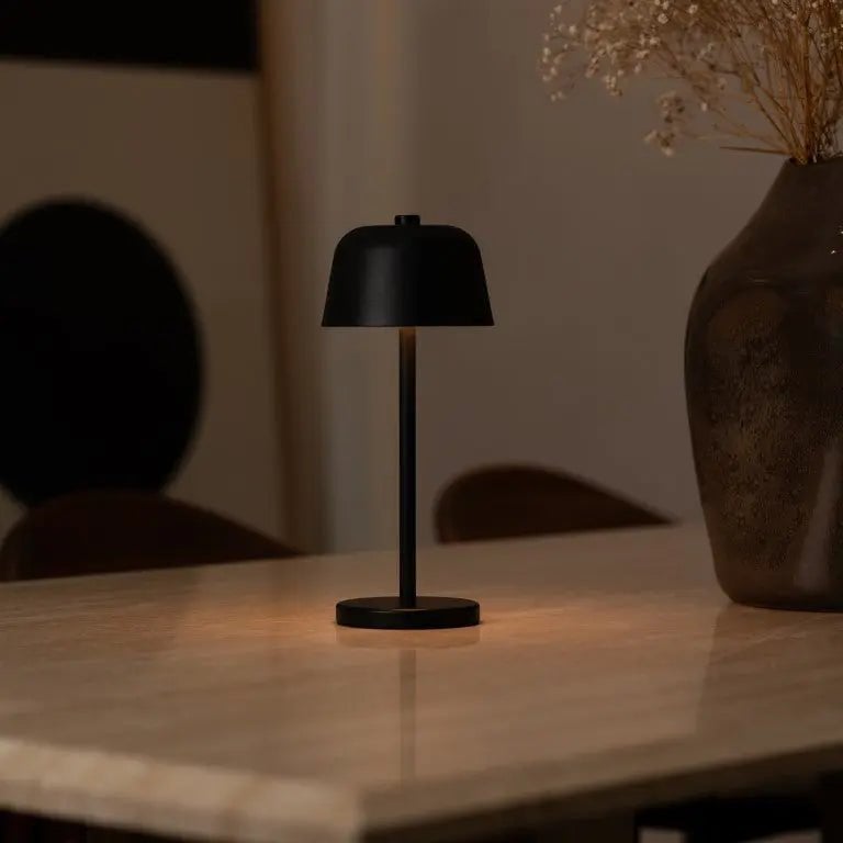 Anton Oplaadbare Tafellamp – Zwart – Metaal & Aluminium – Draadloos – Dimbaar