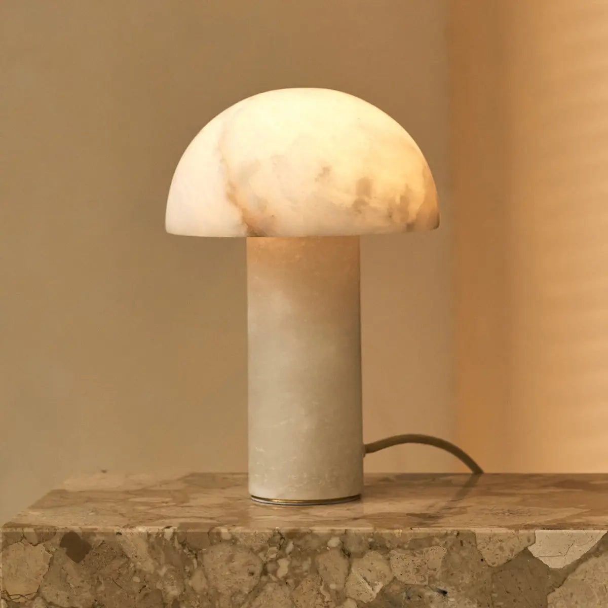 Francesco Tafellamp – Massief Albast – Luxe Design Lamp