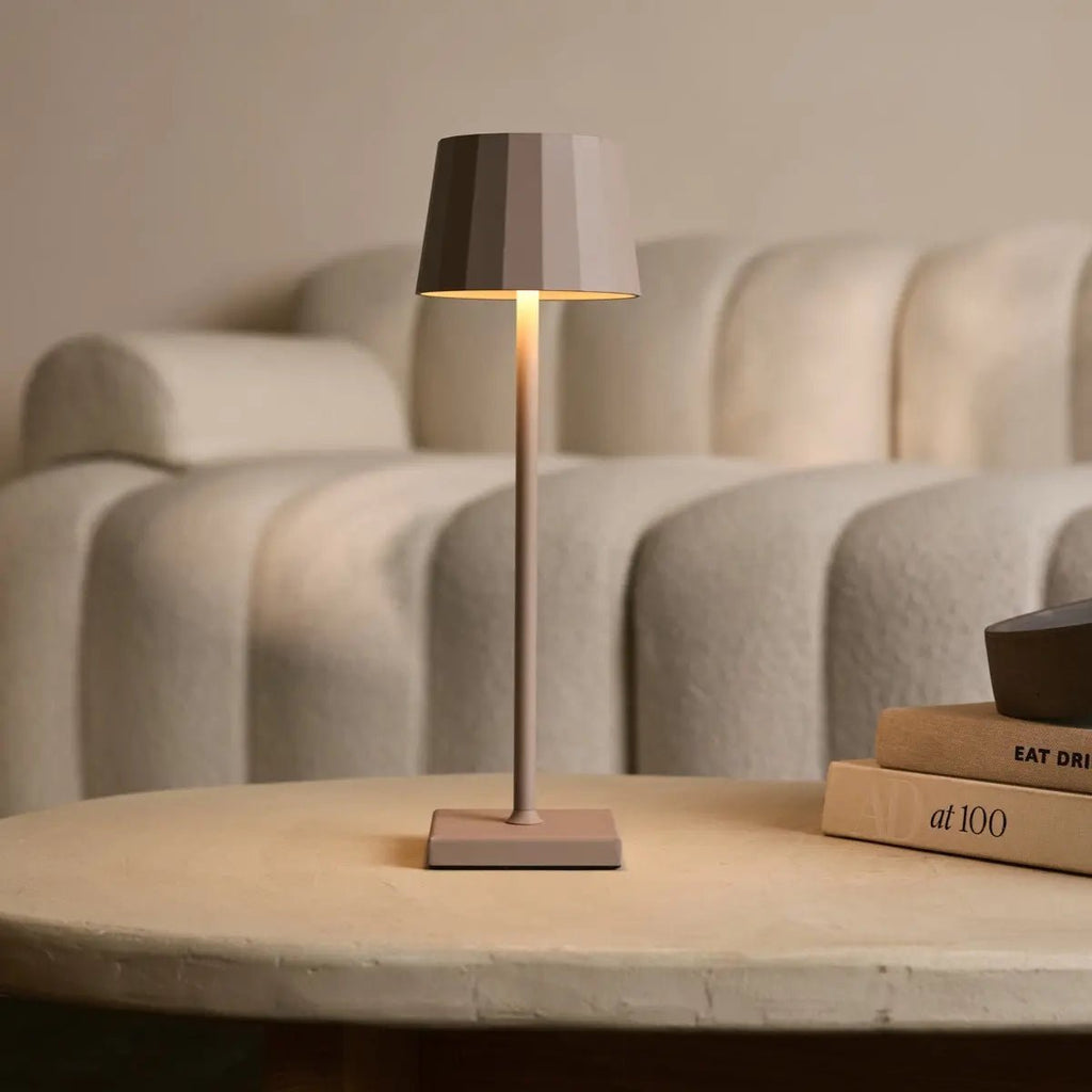 William Oplaadbare Tafellamp – Draadloze Dimbare Lamp