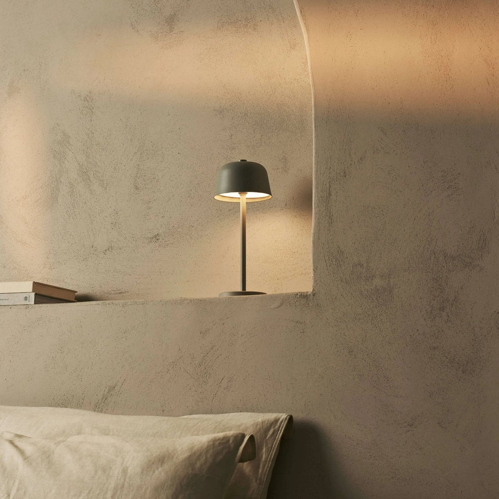 Anton Oplaadbare Tafellamp – Schaduw grijs – Metaal & Aluminium – Draadloos – Dimbaar