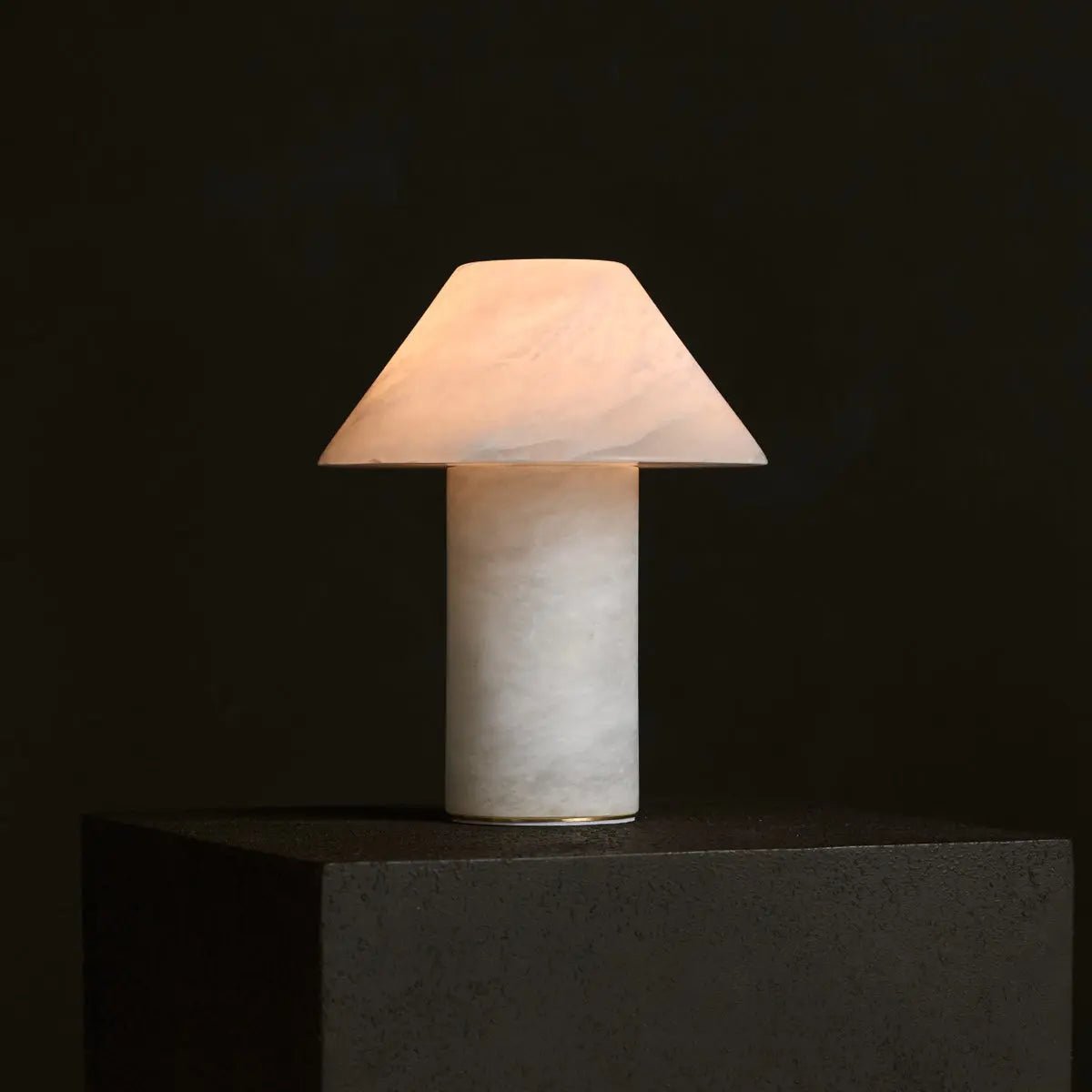 Eleonora Tafellamp – Massief Albast – Luxe Design Lamp