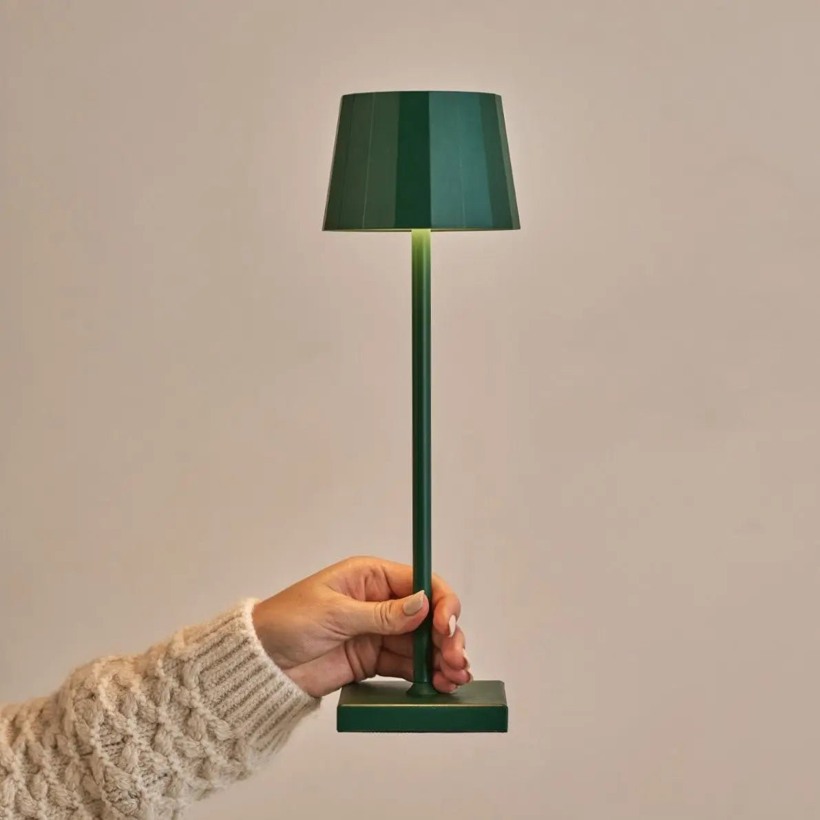 William Oplaadbare Tafellamp – Draadloze Dimbare Lamp